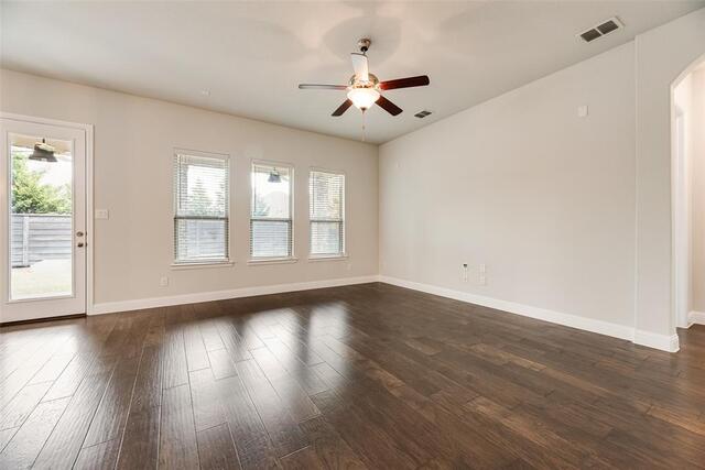 5104 Shallow Pond Drive, Little Elm, TX photo 6