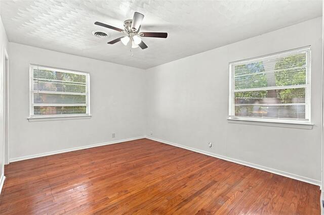 2110 Navajo, Street Denton, TX photo 11