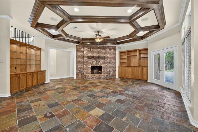 5811 Scenic Bay Court, Arlington, TX image
