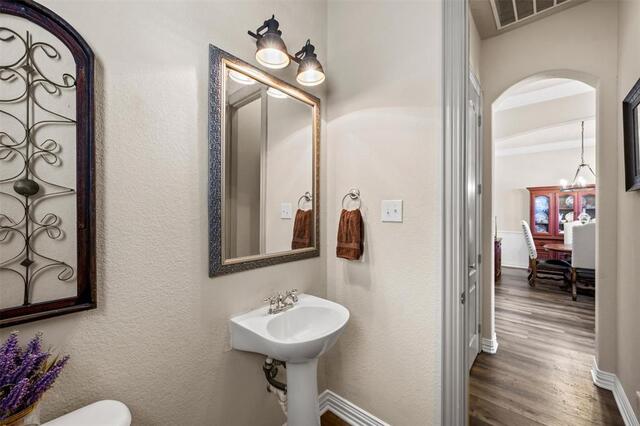 1480 Bristol, Lane Lewisville, TX photo 8