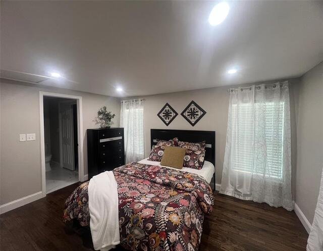 1021 E Russell, Avenue Carrollton, TX photo 14
