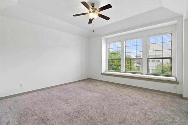 4865 Paddock, Trail Carrollton, TX photo 25