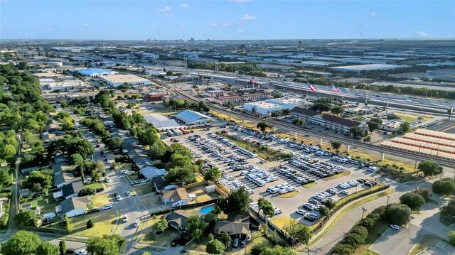 1802 Fairfax, Lane Carrollton, TX photo 36