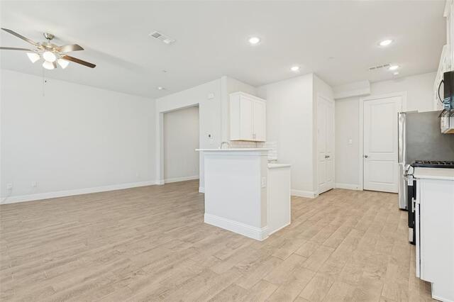 533 Hutchinson, Lane Lewisville, TX photo 9