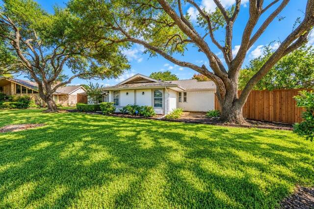 2409 Fairview, Drive Plano, TX photo 3