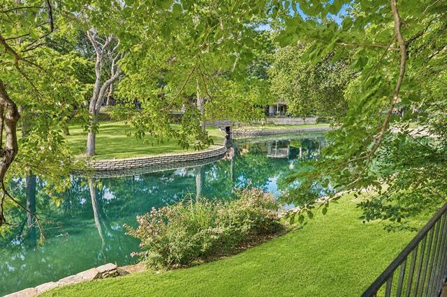 1806 Lakecrest, Court Carrollton, TX photo 37