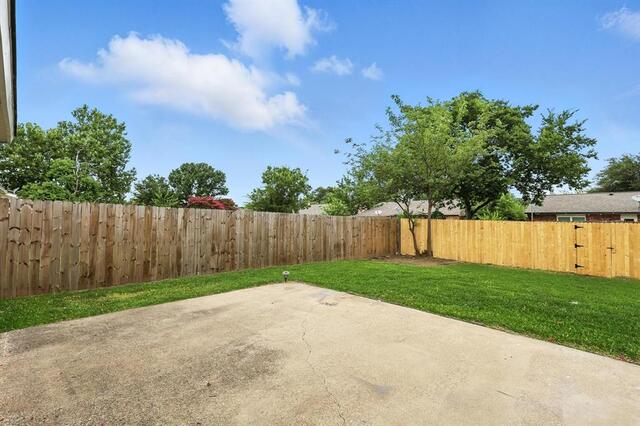 5221 Knox Drive, The Colony, TX photo 32