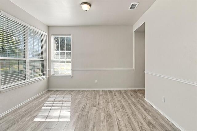 4205 Red Spruce, Lane Carrollton, TX photo 5