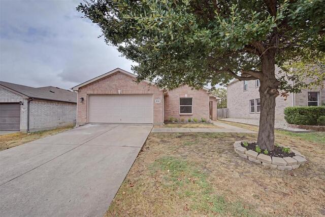 1641 Knight Trail, Little Elm, TX photo 19