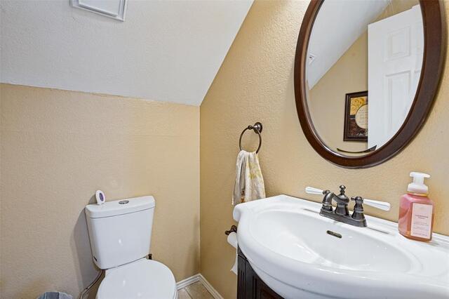 1108 Heather, Lane Carrollton, TX photo 21