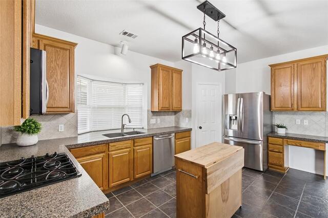 5609 Norris Drive, The Colony, TX photo 11