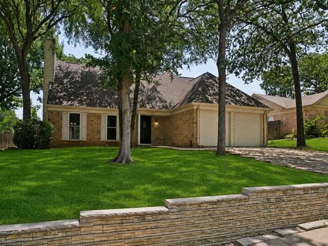 1706 Acorn Drive, Euless, TX image