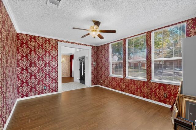 1533 Rustic, Trail Allen, TX photo 15