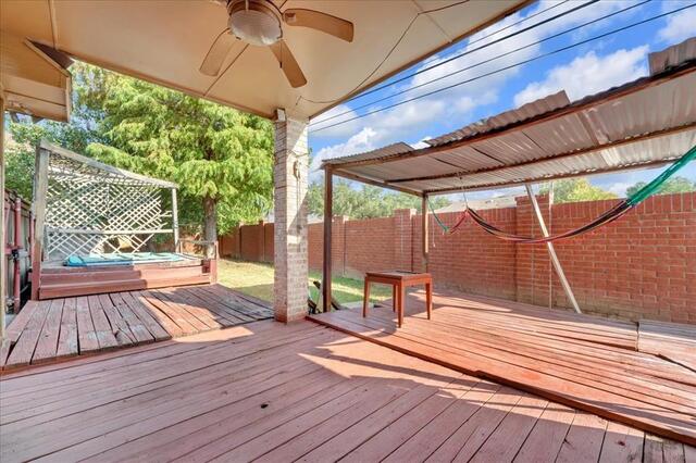 2200 Meadowstone, Drive Carrollton, TX photo 15