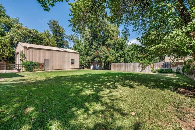 1515 Francis, Street Carrollton, TX photo 23