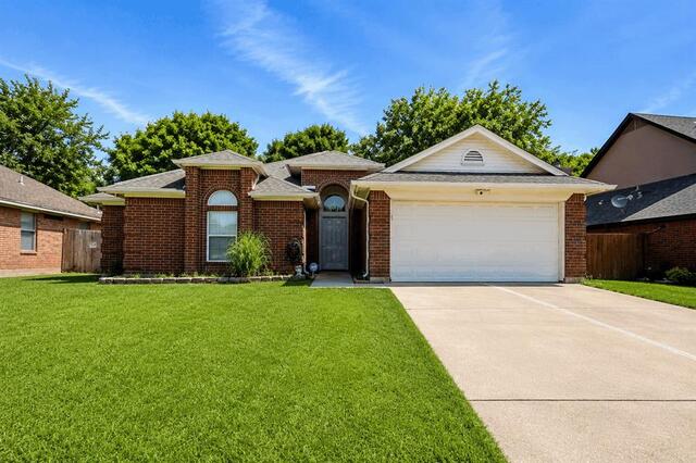 923 Fiero Drive, Arlington, TX image