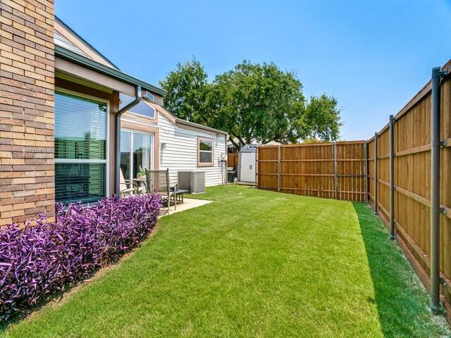 569 Hunters Glen, Street Lewisville, TX photo 12