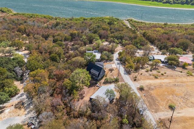 3910 Pocahontas Drive, Flower Mound, TX photo 4