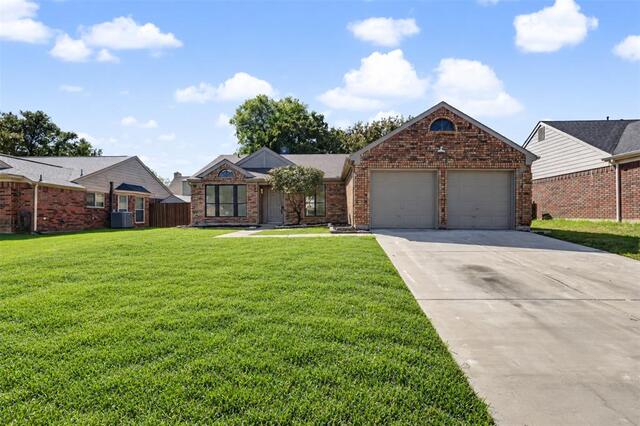5317 Colonial Drive, Flower Mound, TX photo 3