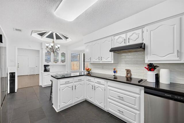 2409 Glen Morris, Road Carrollton, TX photo 9
