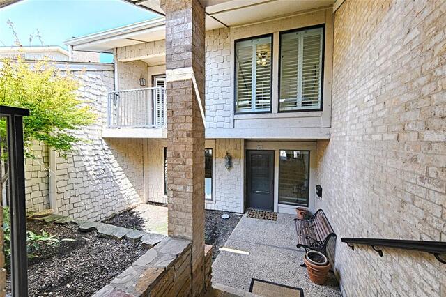 19 Country Lake, Drive Carrollton, TX photo 4