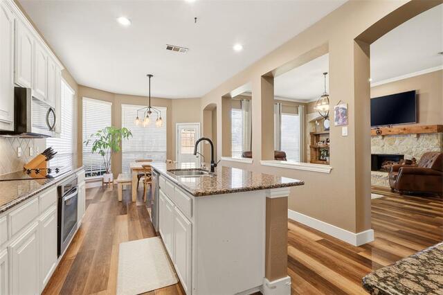 4508 Cassandra Drive, Flower Mound, TX photo 9