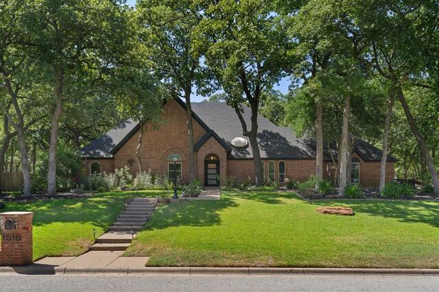 1518 Windsor Forest, Trail Keller, TX photo 3