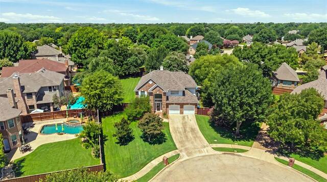 2912 Blue Sage Court, Flower Mound, TX photo 3