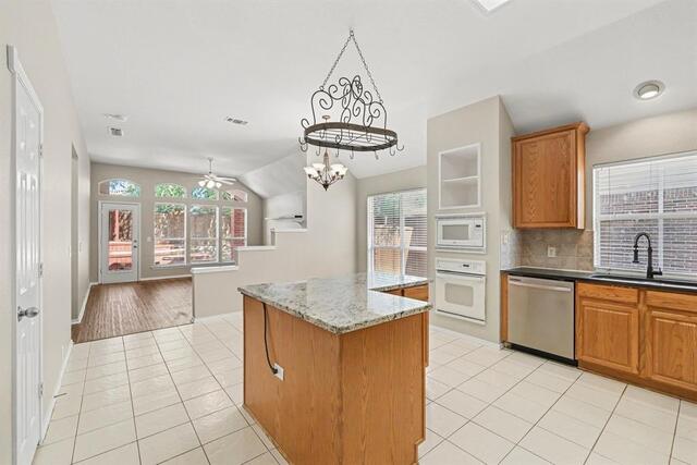 3705 Palmetto, Court Denton, TX photo 12