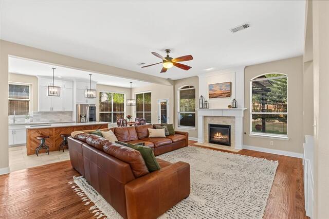 1620 Mcgreg, Lane Carrollton, TX photo 5