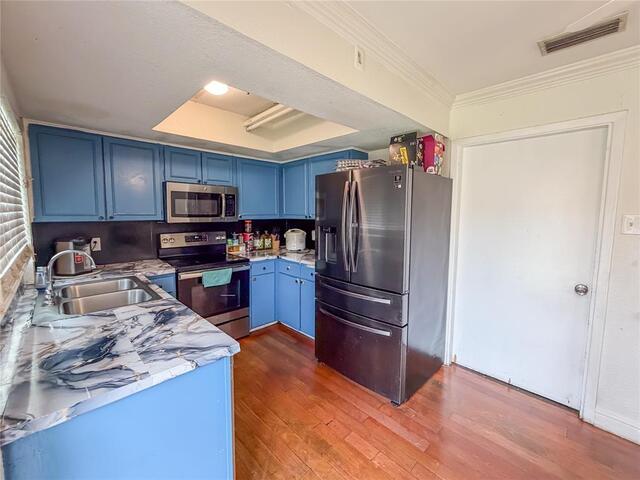 1225 Palisades, Drive Lewisville, TX photo 4