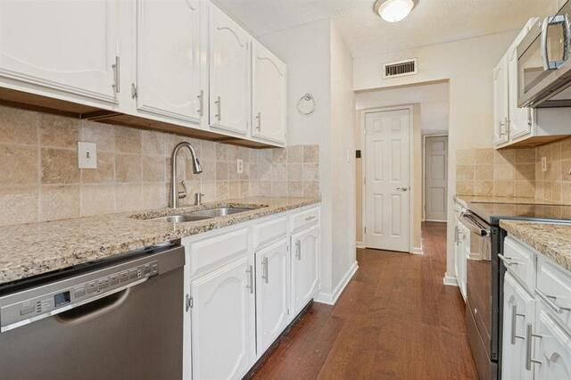 487 Clear Creek, Lane Coppell, TX photo 14