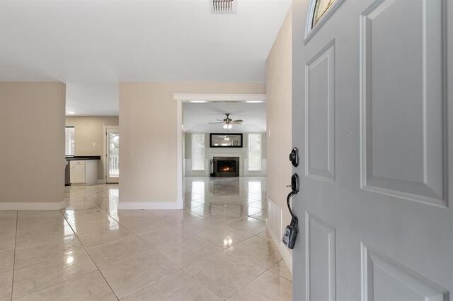 1912 Buckeye Drive, Flower Mound, TX photo 3