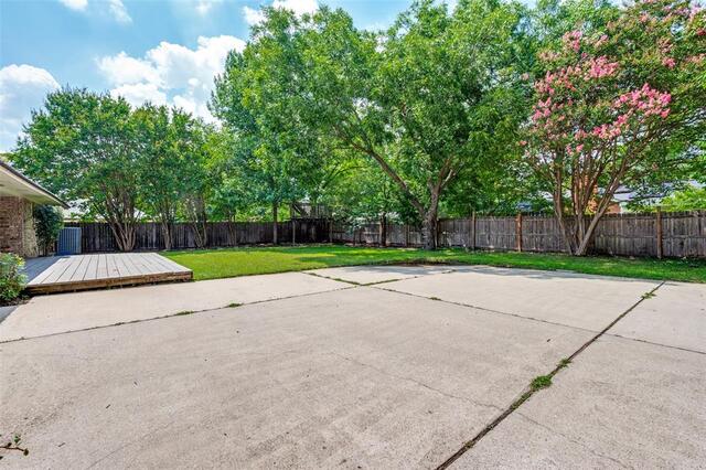 708 Headlee, Street Denton, TX photo 16