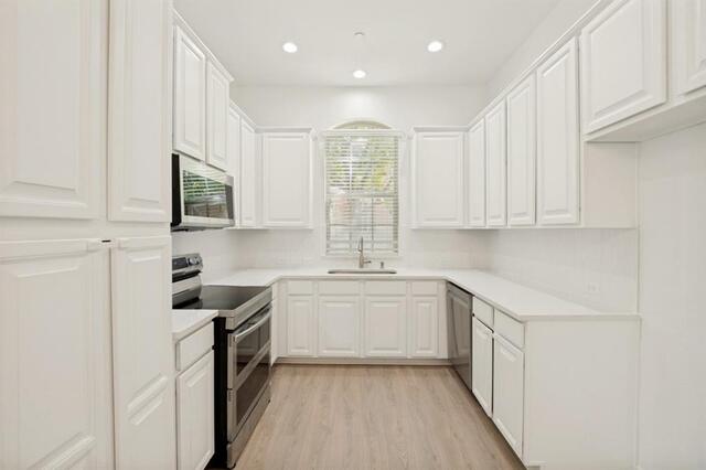 1613 Black Duck Terrace, F Carrollton, TX photo 8
