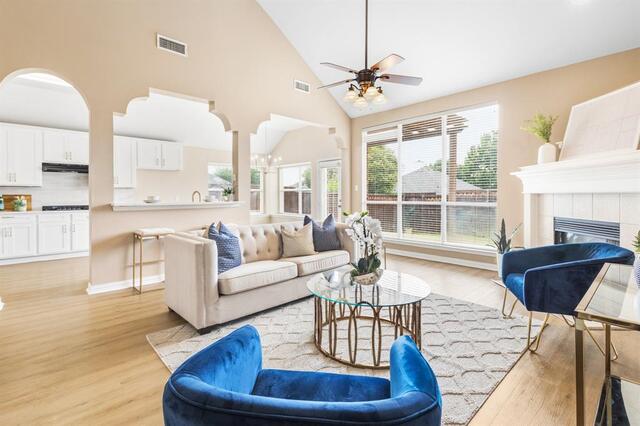 1308 Island, Drive Carrollton, TX photo 2