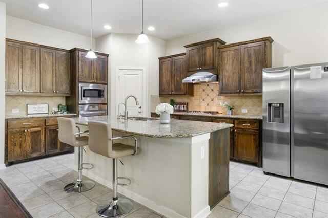 220 Sir Brine, Drive Lewisville, TX photo 9