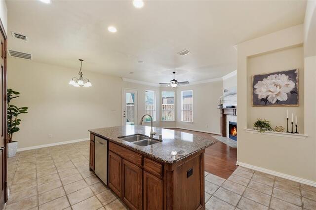 919 Panther, Lane Allen, TX photo 14
