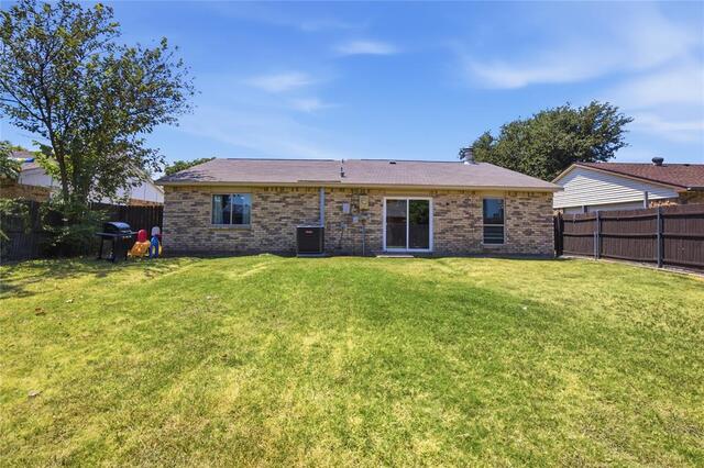 5661 Pearce Street, The Colony, TX photo 24
