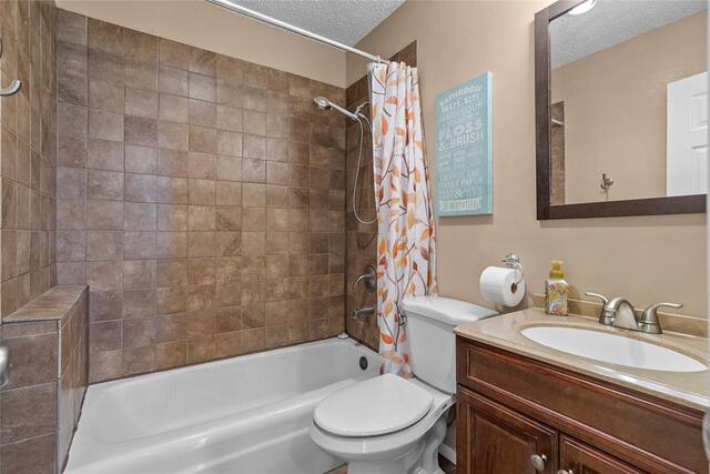 2621 Elk Grove, Road Carrollton, TX photo 11