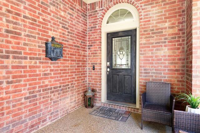 220 Sir Brine, Drive Lewisville, TX photo 4