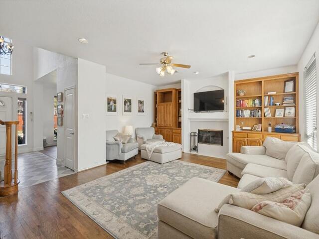2514 Fallview, Lane Carrollton, TX photo 7