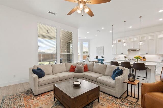 10104 Bitterroot Drive, Little Elm, TX photo 8