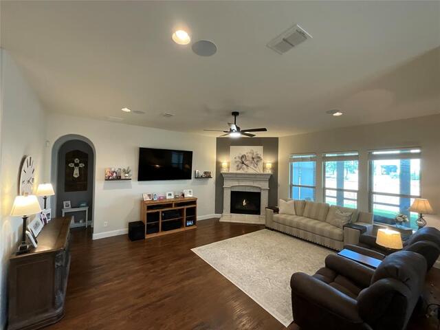 8713 Honeysuckle, Drive Argyle, TX photo 9