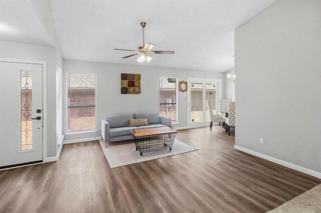 1803 Sherwood, Place Carrollton, TX photo 6
