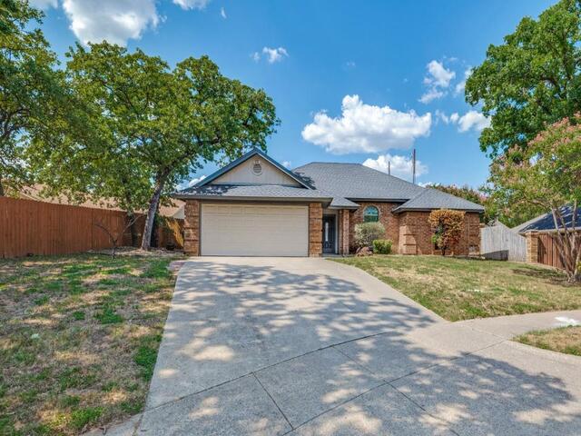 3401 Crescent Court, Bedford, TX image
