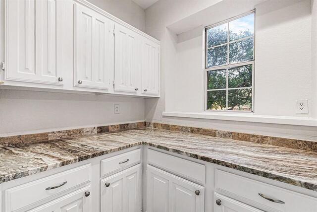2829 Panorama, Drive Carrollton, TX photo 10