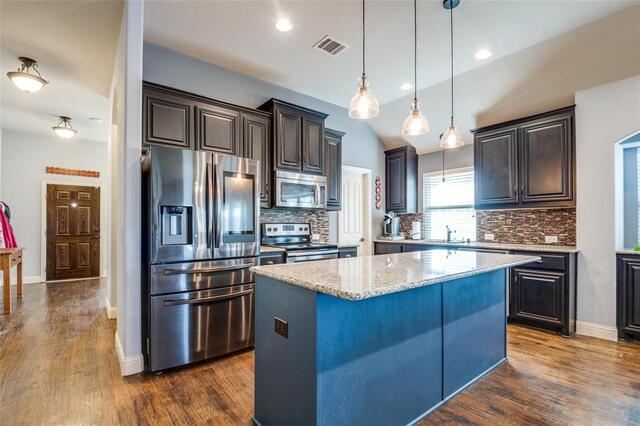 9312 Wellington Drive, Little Elm, TX photo 6
