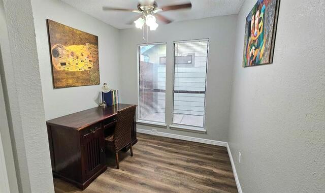 1803 Sherwood, Place Carrollton, TX photo 11