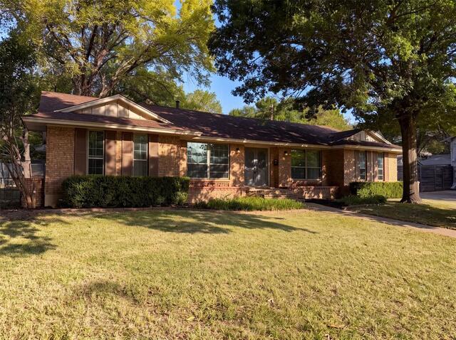 821 Glen Oaks Boulevard, Dallas, TX image